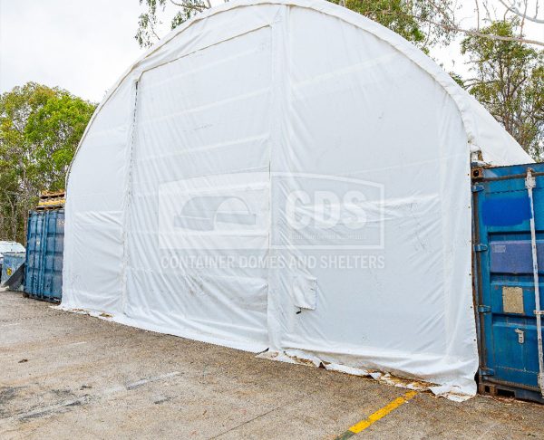 33ft-(10m)-wide-Front-Wall-with-Door-&-Winch-1